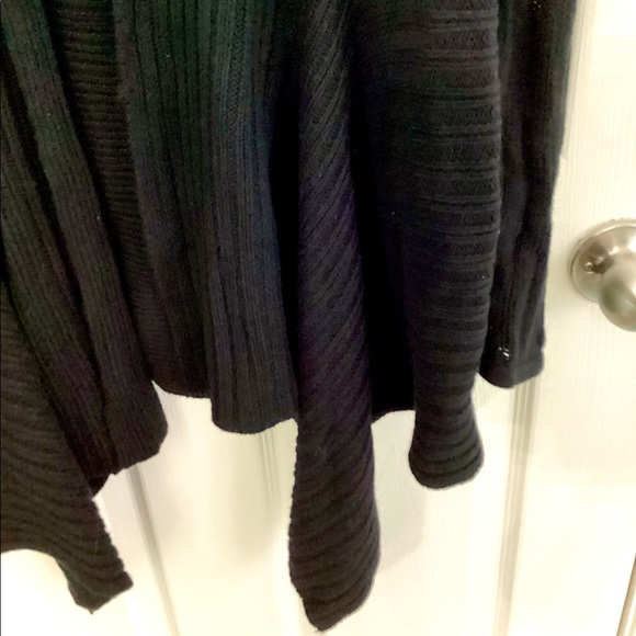 Cold Water Creek Handkerchief Sweater - Picture 5 of 8